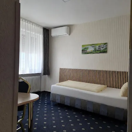Benger Hotel 3*